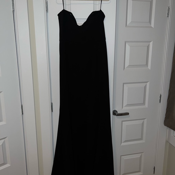 Dynamite long stretchy gown, black size XL - Picture 3 of 3